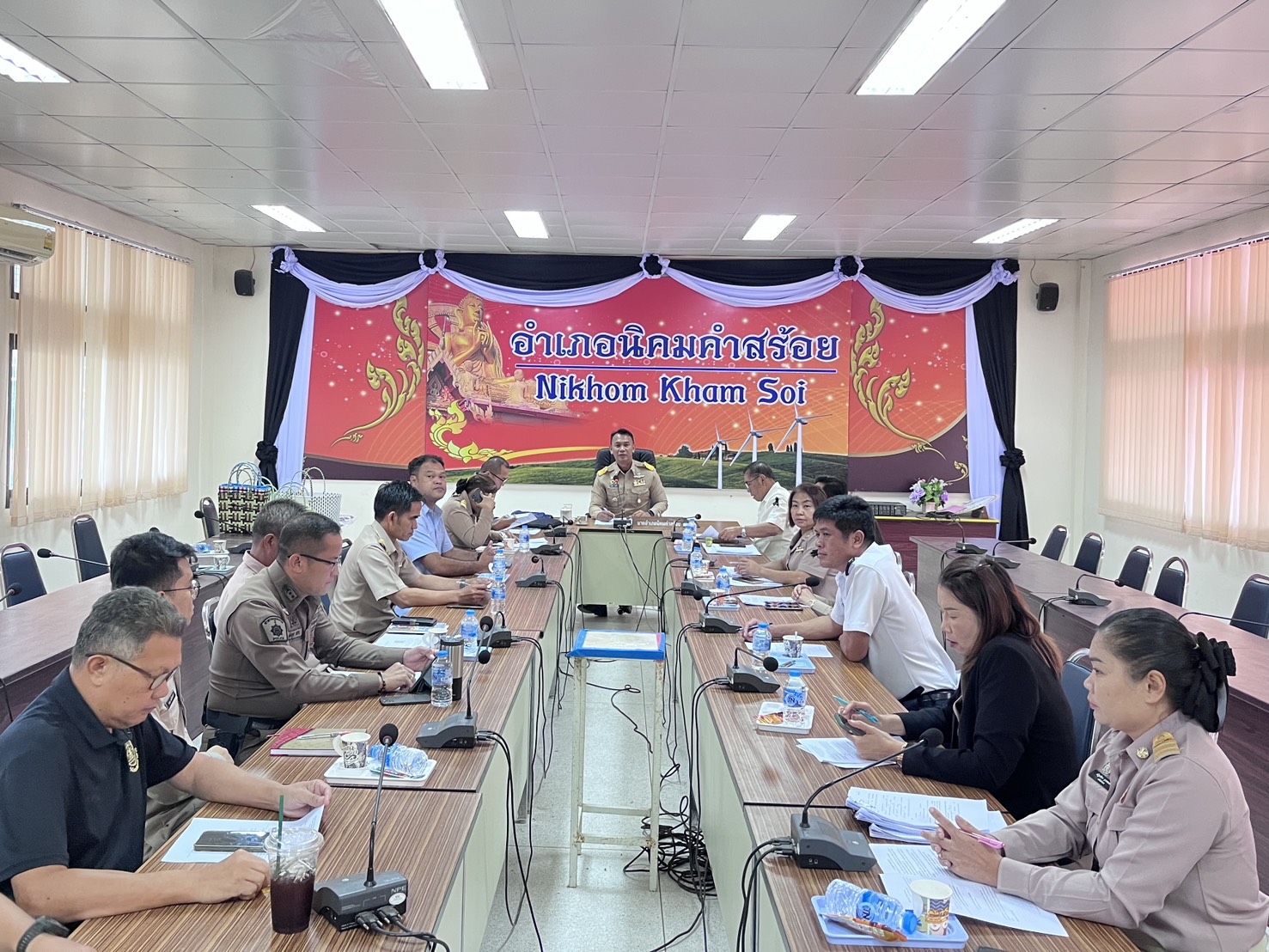 พช.นิคมคำสร้อย : ร่วมประชุมหัวหน้าส่วนราชการและคณะกรรมการบริหารงานอำเภอแบบบูรณาการ (ก.บ.อ.) ครั้งที่ 1/2569 