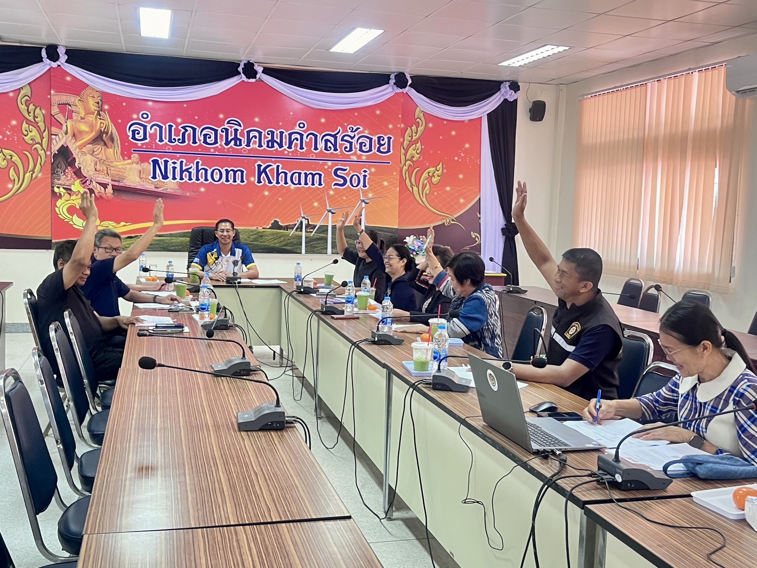 พช.นิคมคำสร้อย : จัดประชุมคณะอนุกรรมการกลั่นกรองและติดตามการดำเนินงานกองทุนพัฒนาบทบาทสตรีอำเภอนิคมคำสร้อย ครั้งที่ 3/2569 